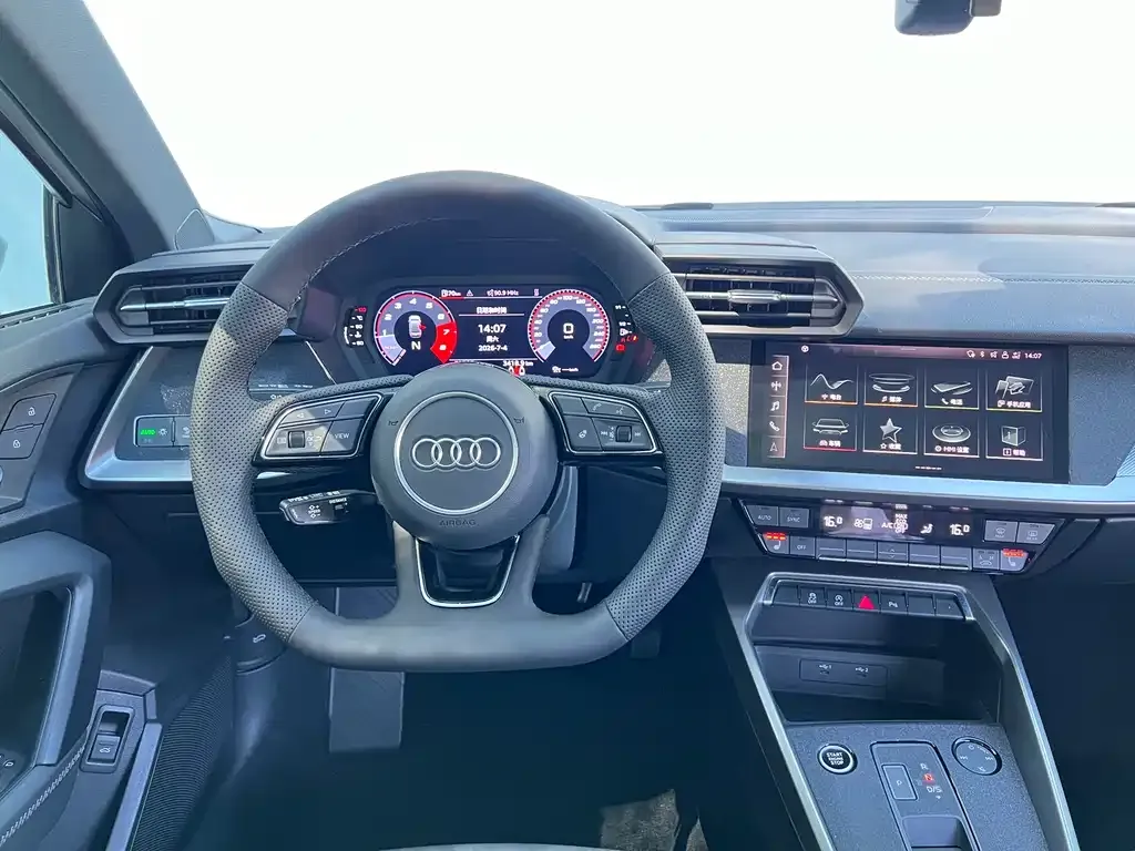 Audi A3 — фото 8