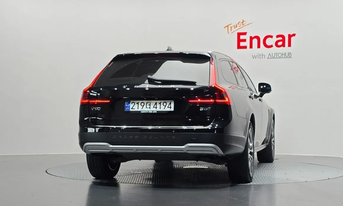 Volvo V90 2024 из KR, фото 10