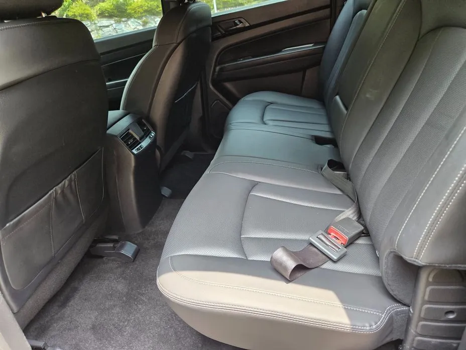 KG Mobility (Ssangyong) Rexton — фото 3