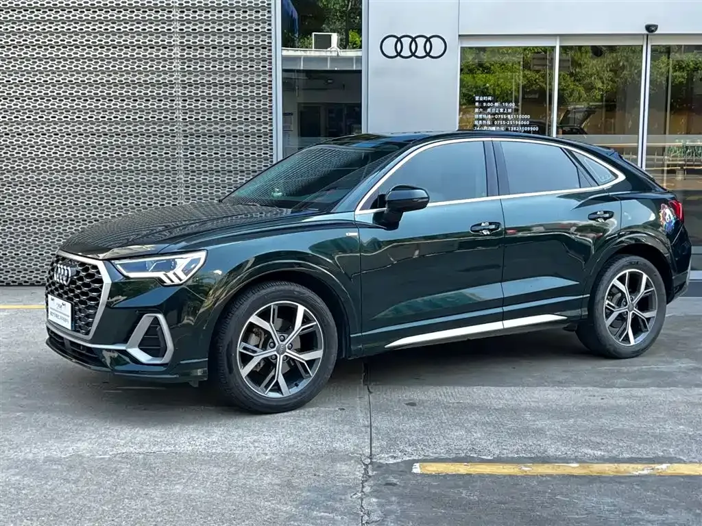 Audi Q3 Sportback — фото 1