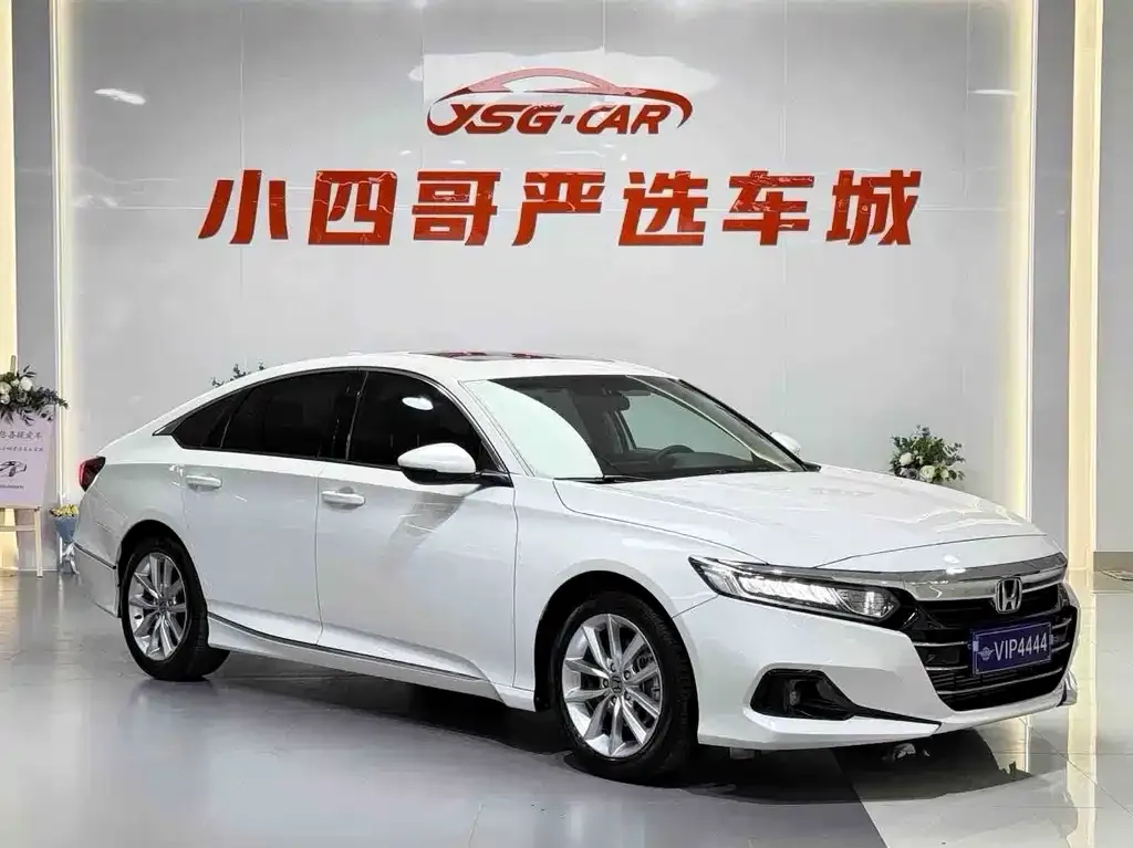 Honda Accord — фото 10