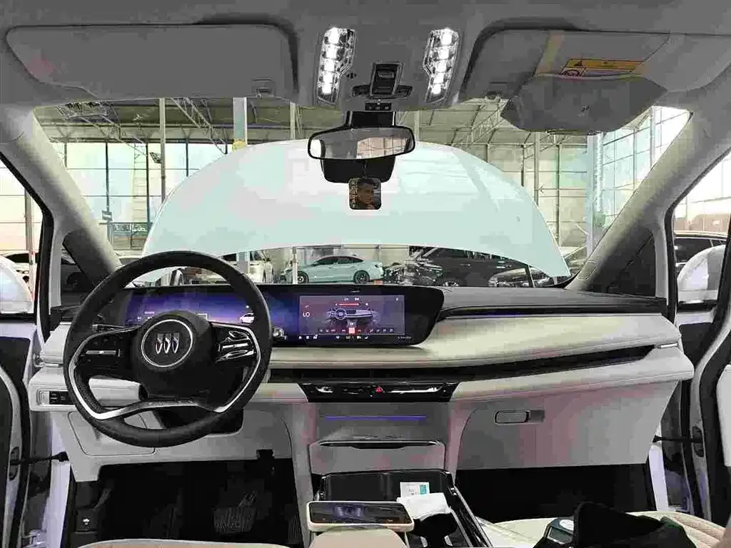 Buick GL8 Hybrid — фото 4