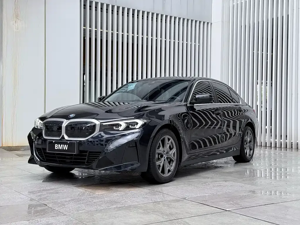 BMW i3 — фото 1