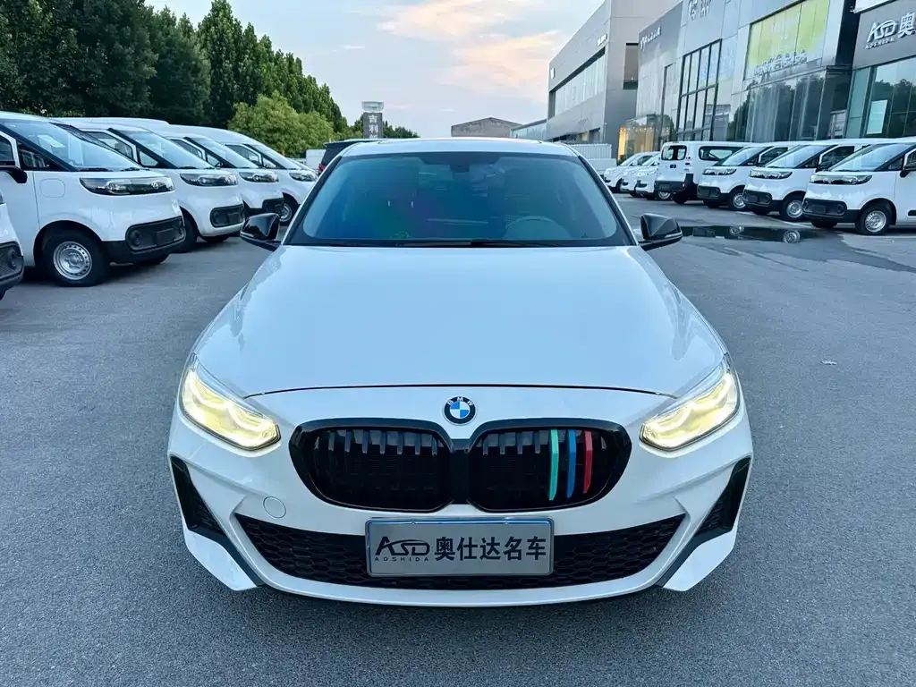 BMW 1 Series 2022 из CN, фото 9