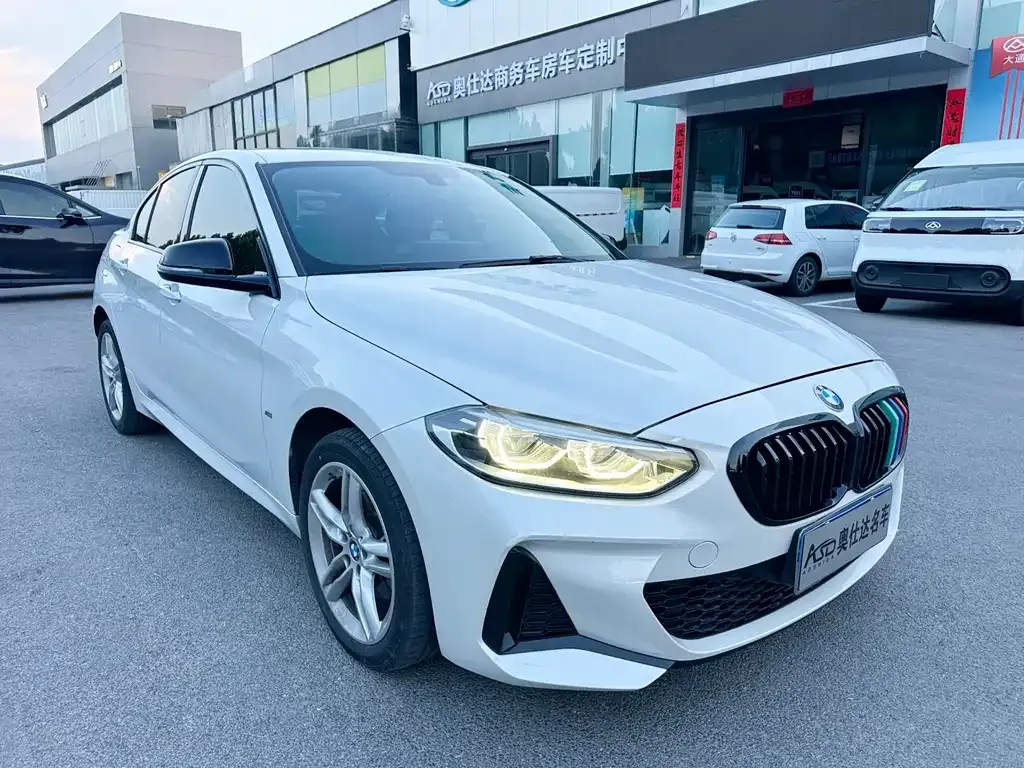 BMW 1 Series 2022 из CN, фото 7