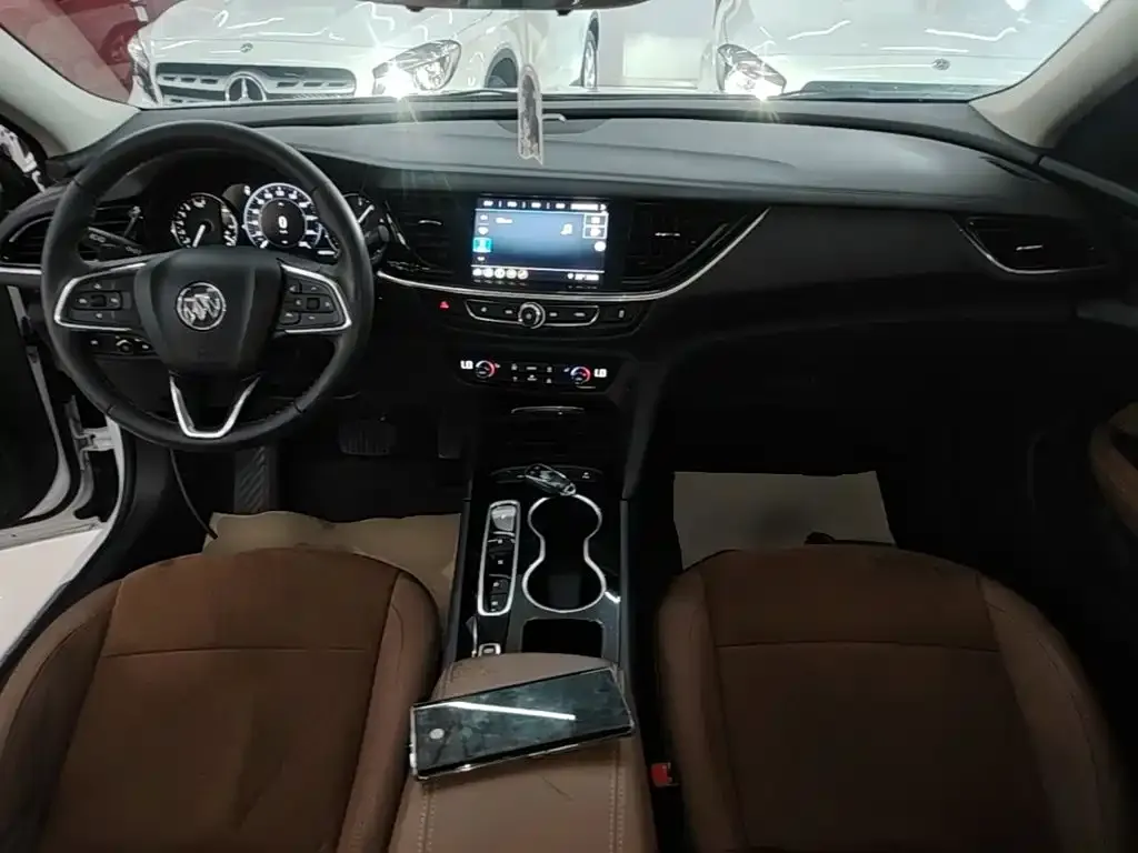 Buick Regal — фото 3