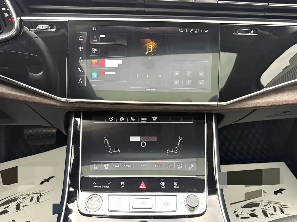 Audi Q7 2024 из CN, фото 2