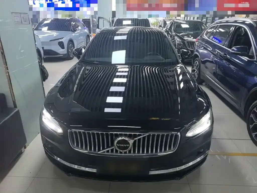 Volvo S90 — фото 10