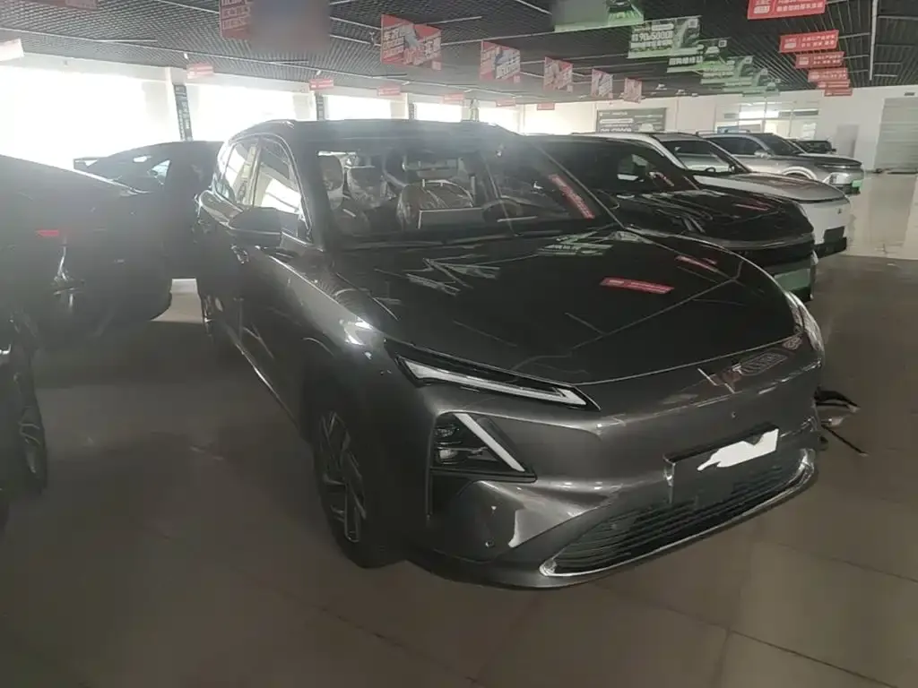 Wuling Xingguang S — фото 3