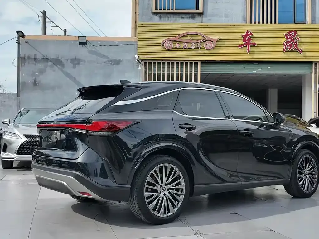 Lexus RX — фото 4