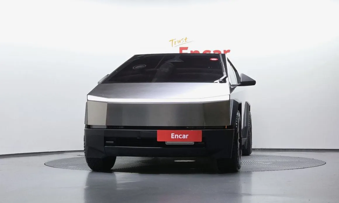 Tesla Cybertruck 2024 из KR, фото 2
