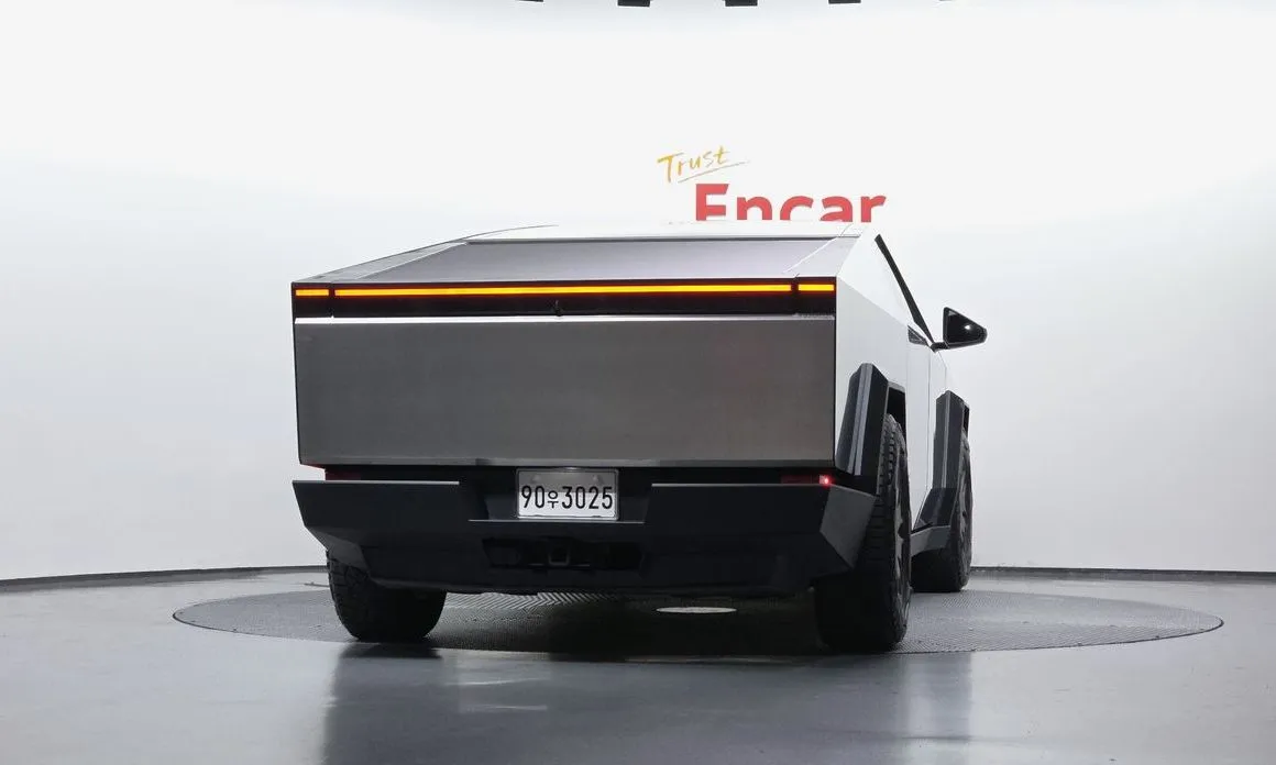 Tesla Cybertruck 2024 из KR, фото 3