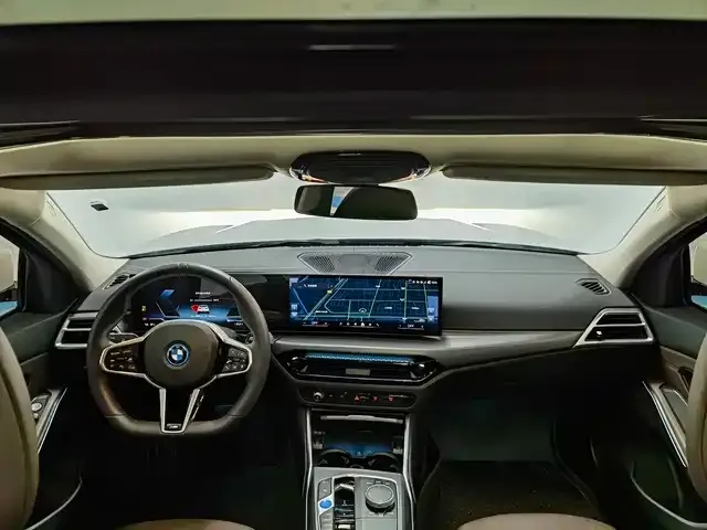 BMW i3 — фото 6
