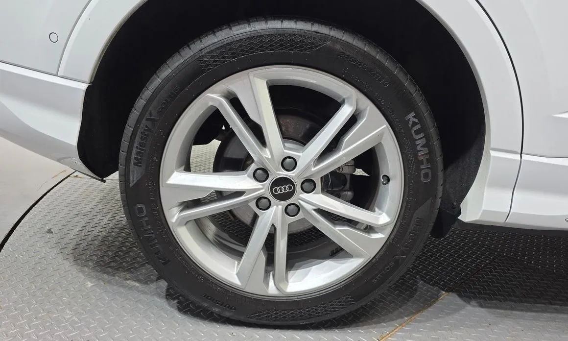 Audi Q3 2023 из KR, фото 9