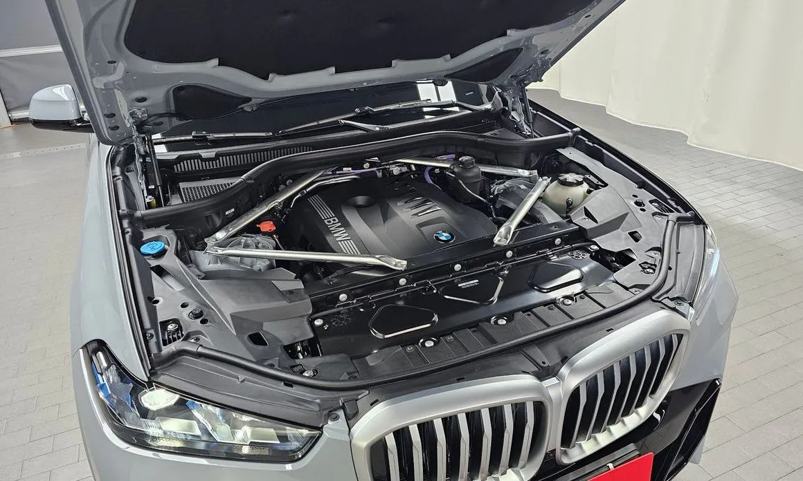 BMW X5 — фото 10