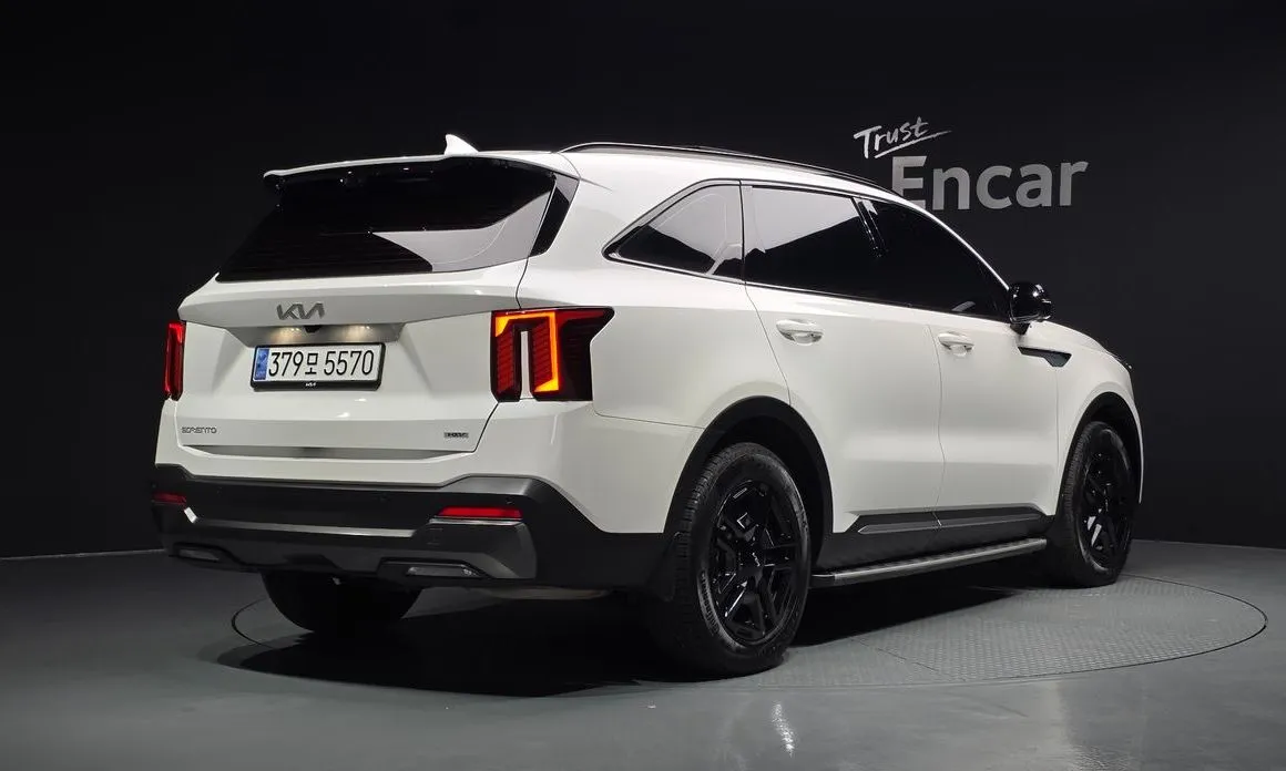 Kia Sorento — фото 4