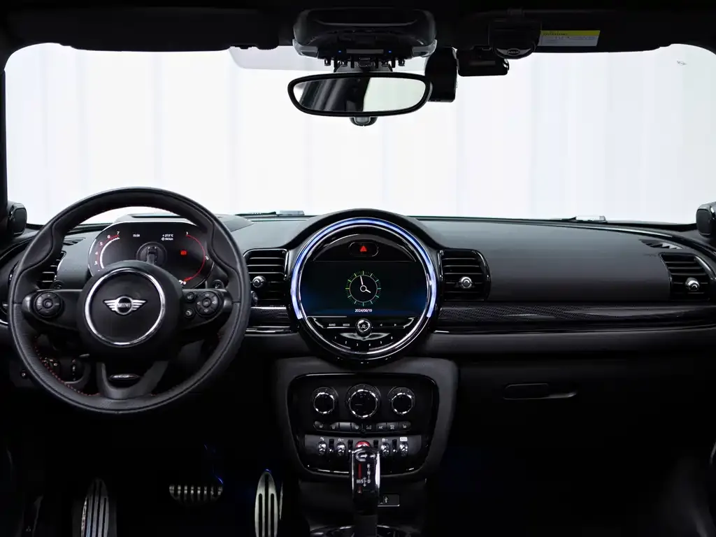 MINI Clubman JCW — фото 4