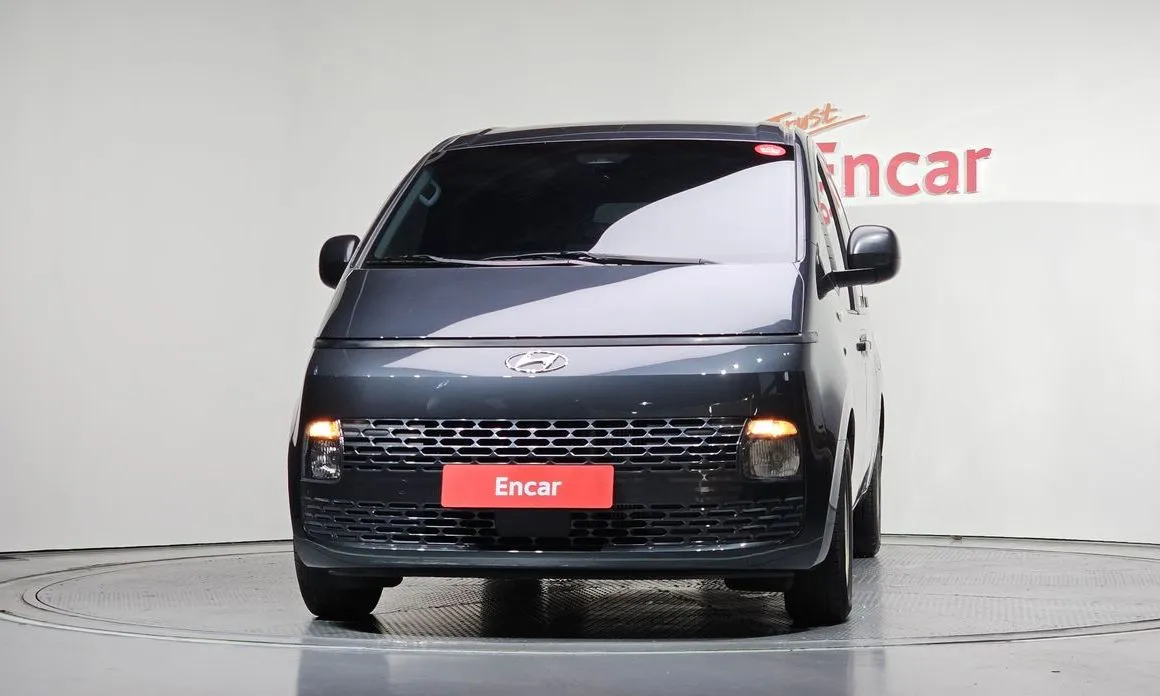 Hyundai Staria — фото 2