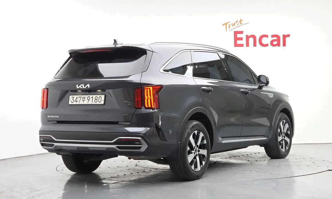Kia Sorento 2023 из KR, фото 2