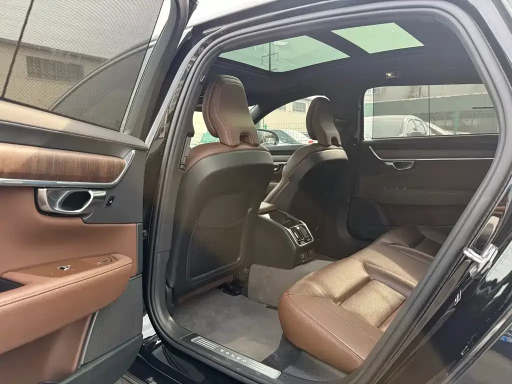 Volvo S90 — фото 2