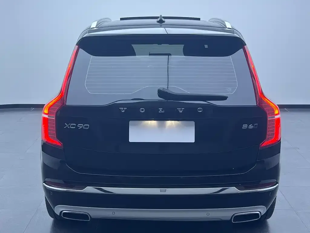 Volvo XC90 — фото 7