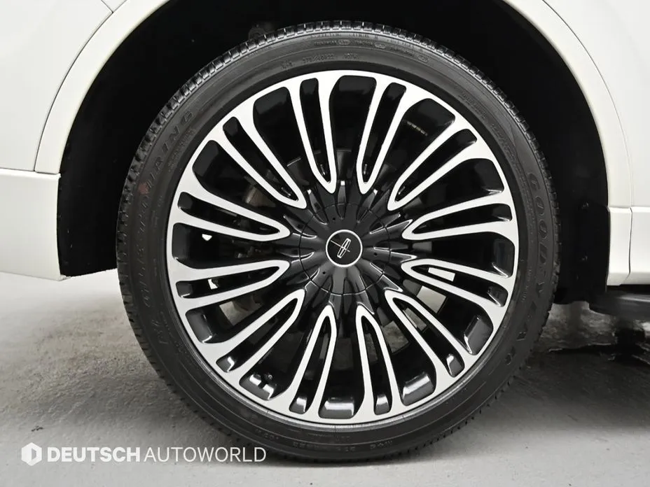 Lincoln Aviator — фото 10