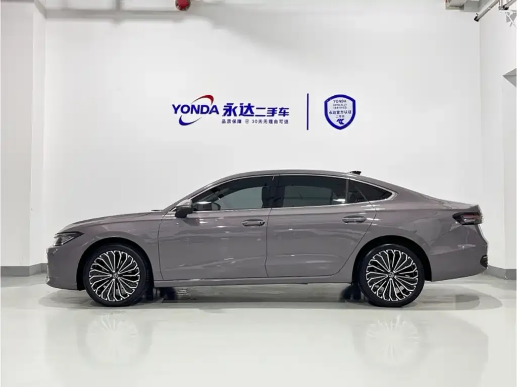 Volkswagen Passat — фото 3