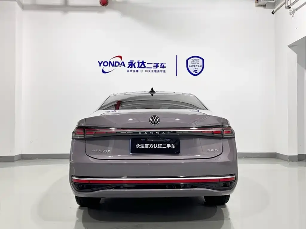 Volkswagen Passat — фото 2