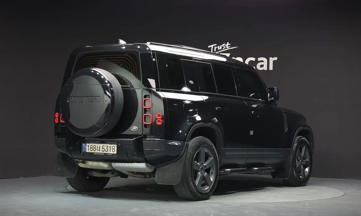 Land Rover Defender — фото 6