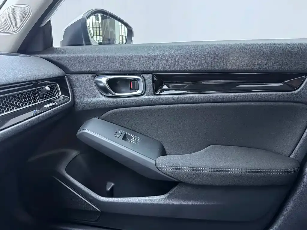 Honda Civic — фото 5