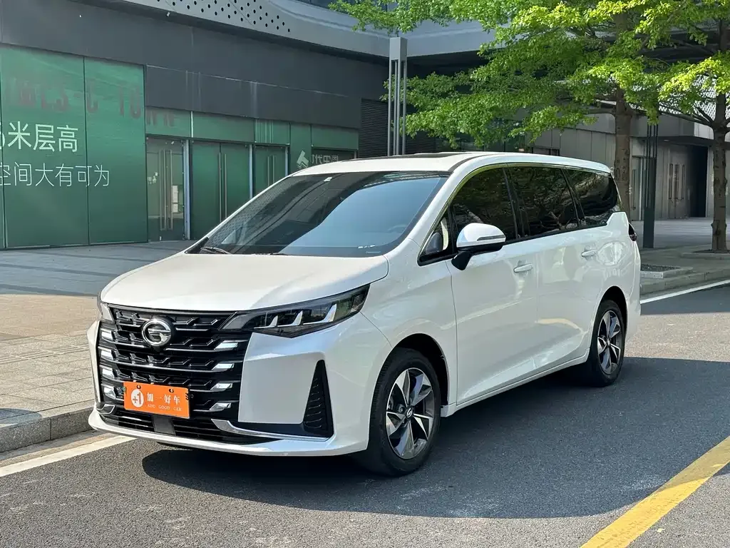 GAC Motor Trumpchi M6 — фото 1