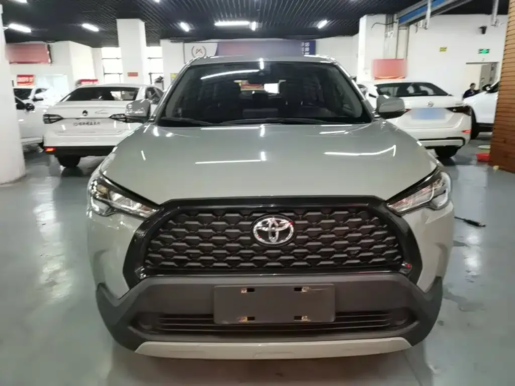 Toyota Corolla Cross — фото 3