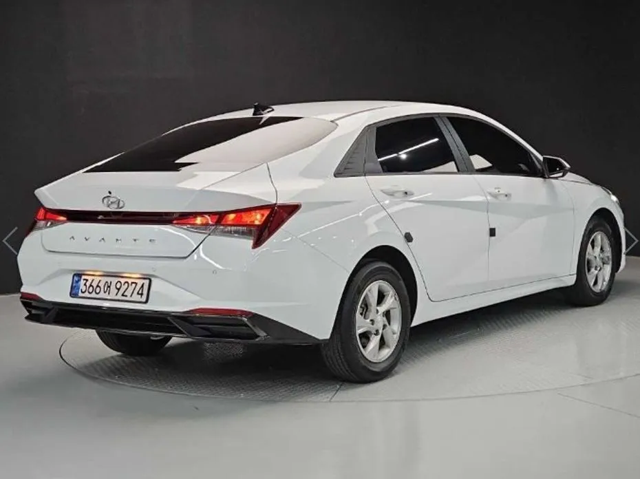 Hyundai AVANTE — фото 5