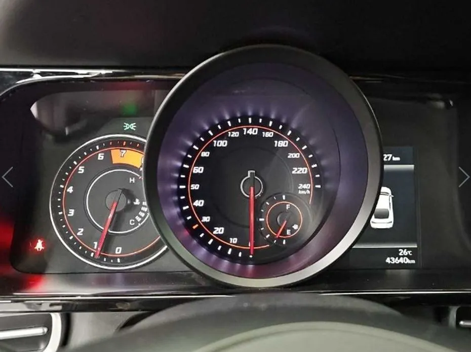 Hyundai AVANTE — фото 9
