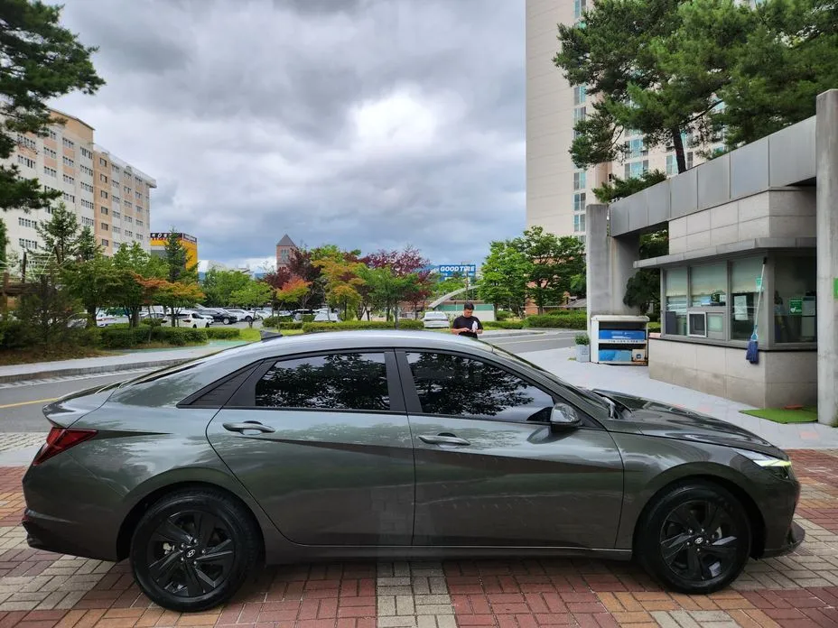 Hyundai AVANTE — фото 4
