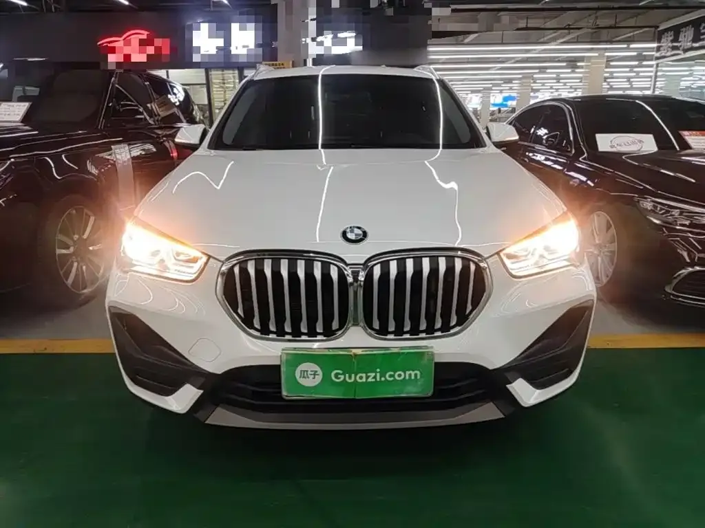 BMW X1 — фото 10