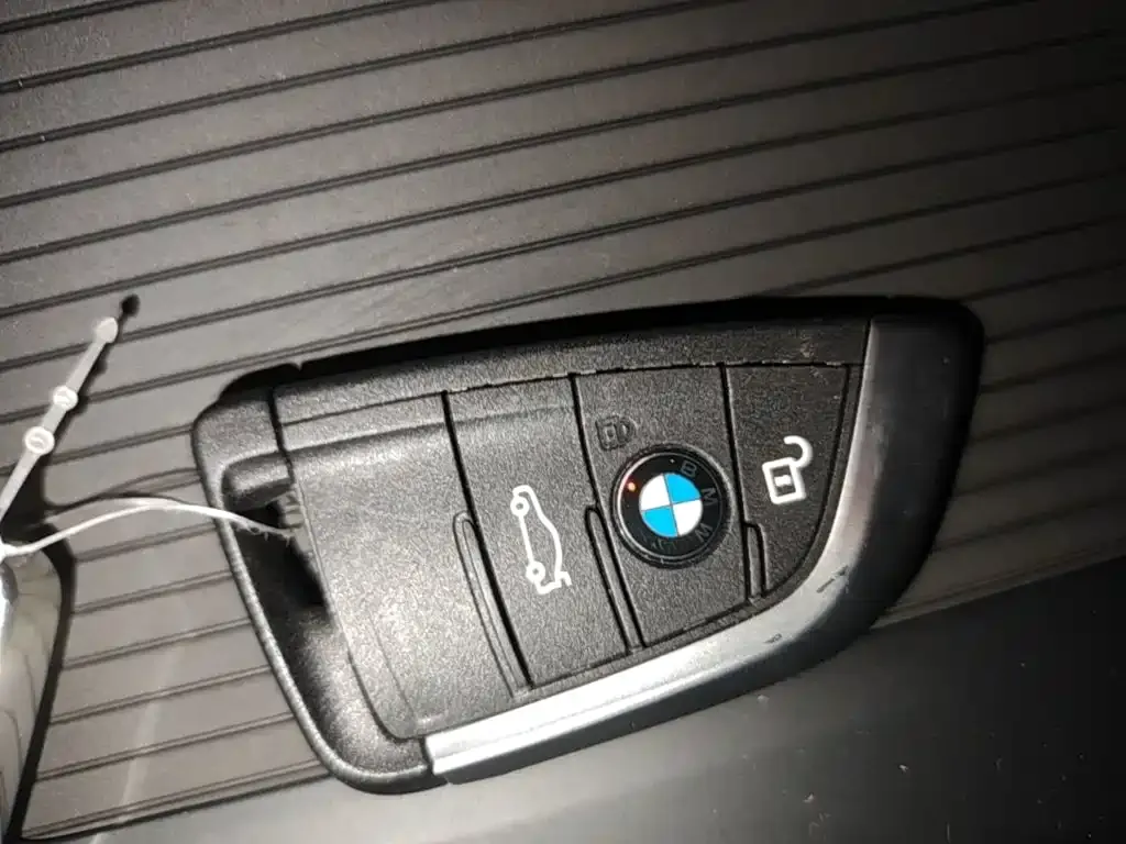 BMW X1 — фото 9