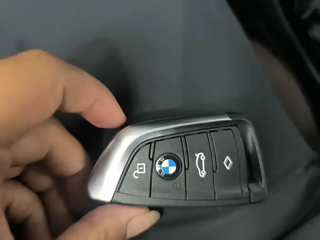 BMW X3 — фото 2