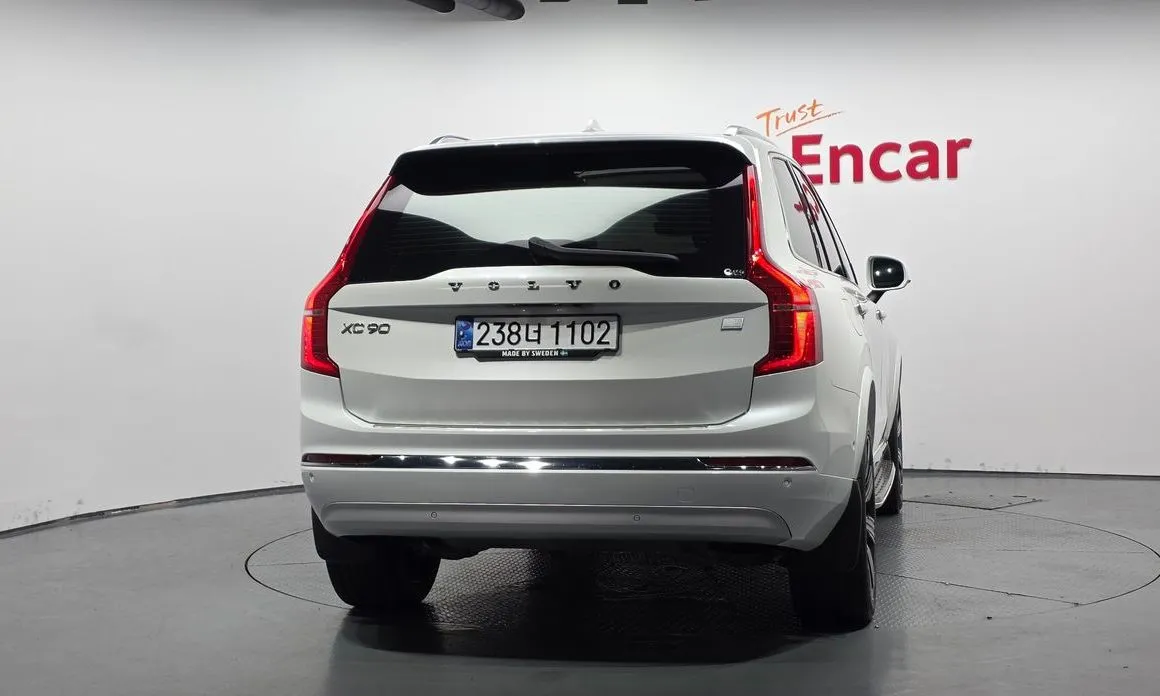 Volvo XC90 — фото 7