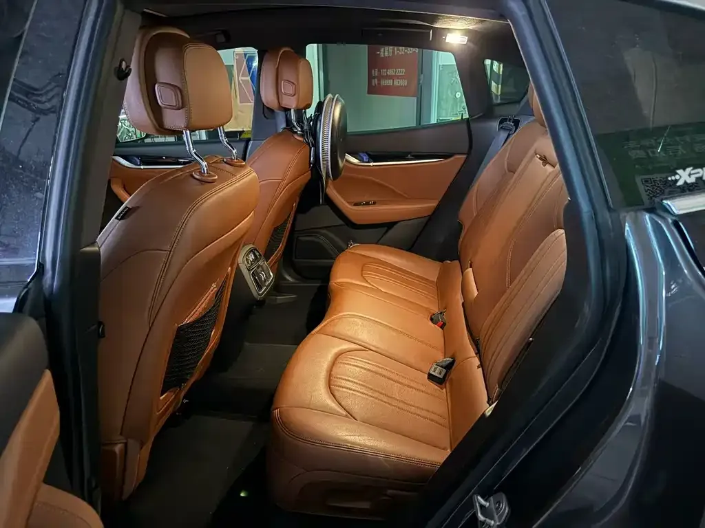 Maserati Levante — фото 5