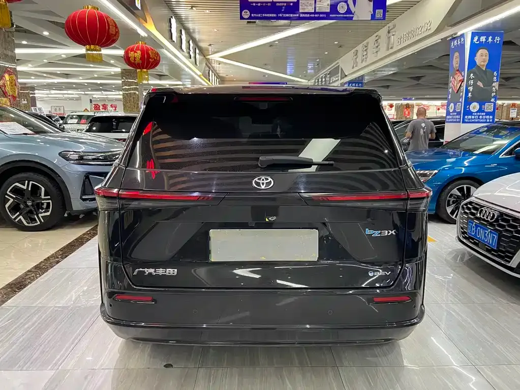 Toyota Platinum 3X — фото 4