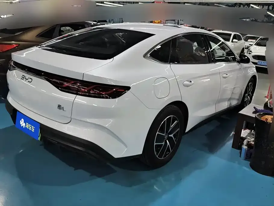BYD Qin L — фото 7