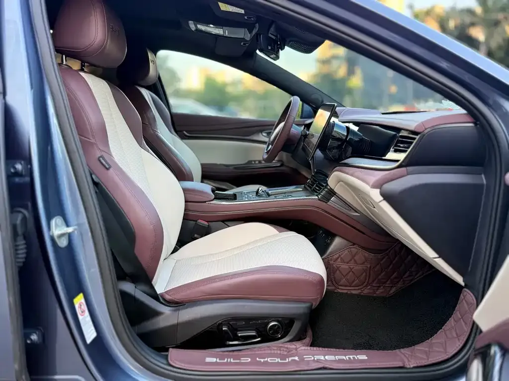 BYD Seal — фото 7