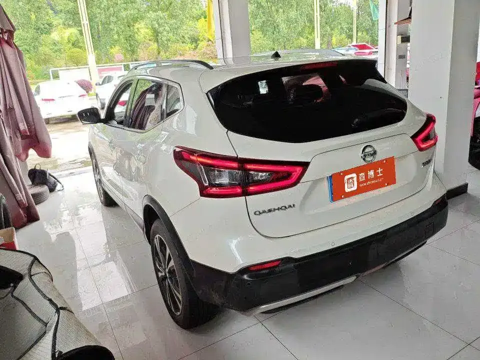 Nissan Qashqai — фото 4