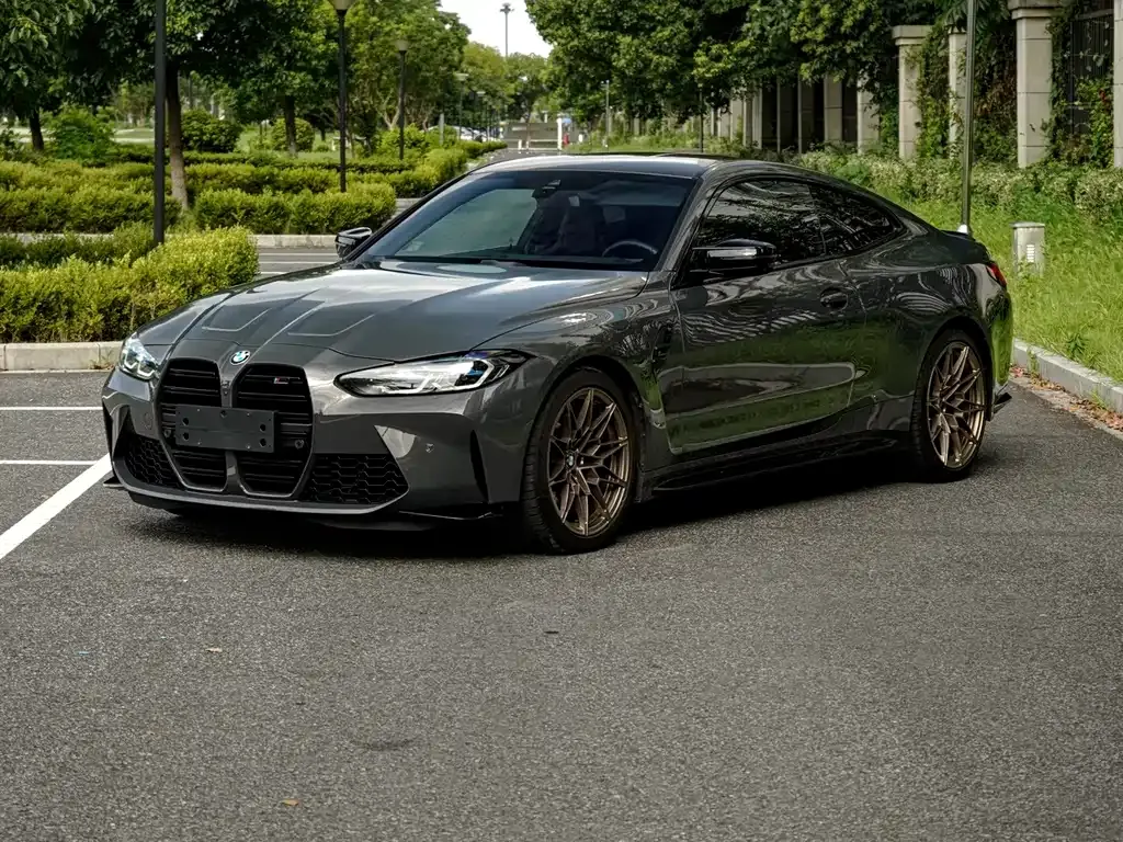 BMW M4 — фото 1