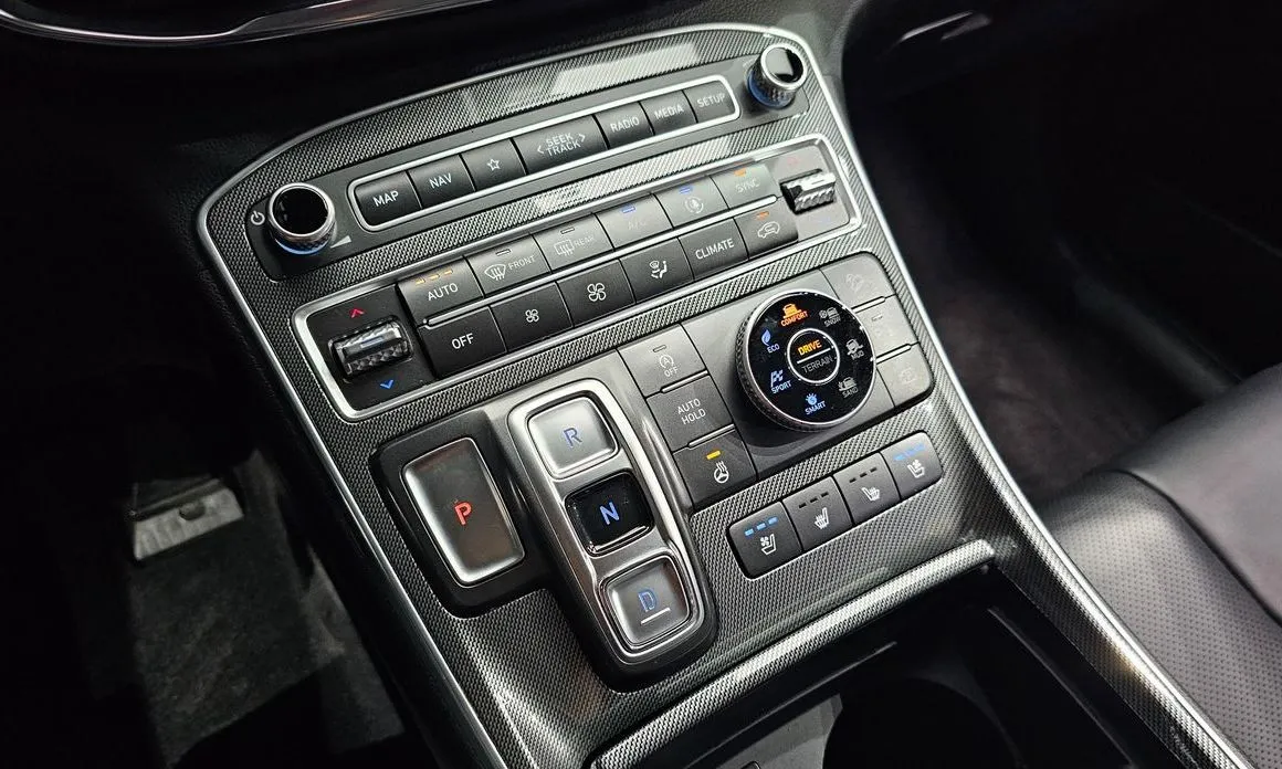 Hyundai Santafe — фото 9