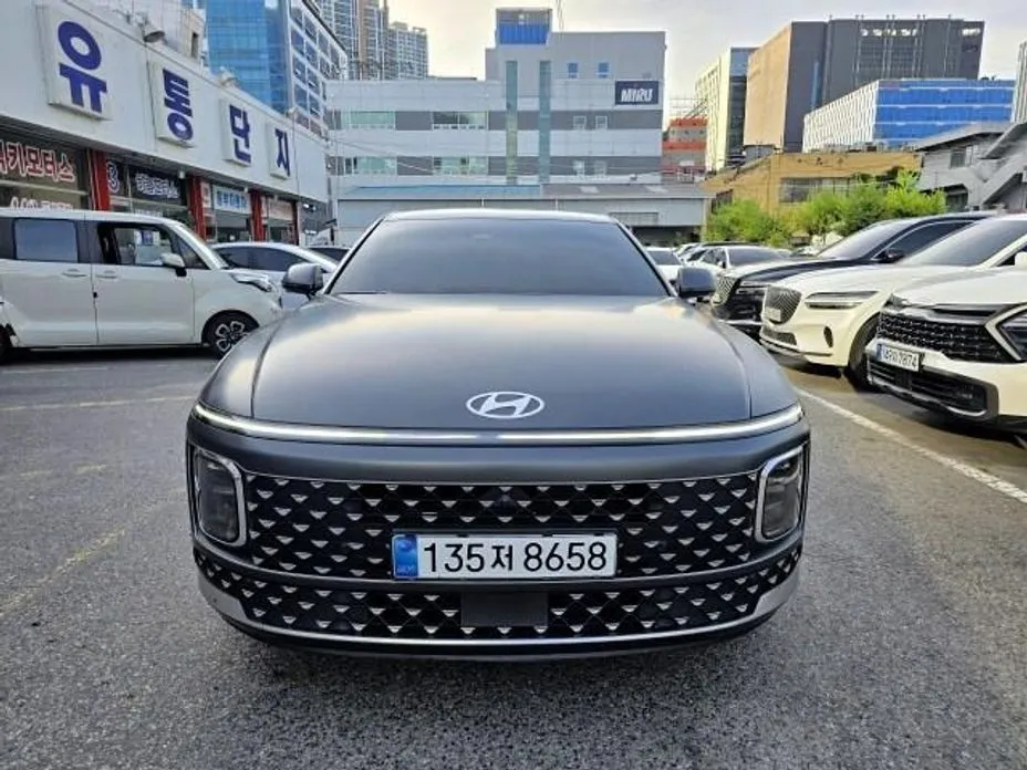 Hyundai Grandeur 2023 из KR, фото 4