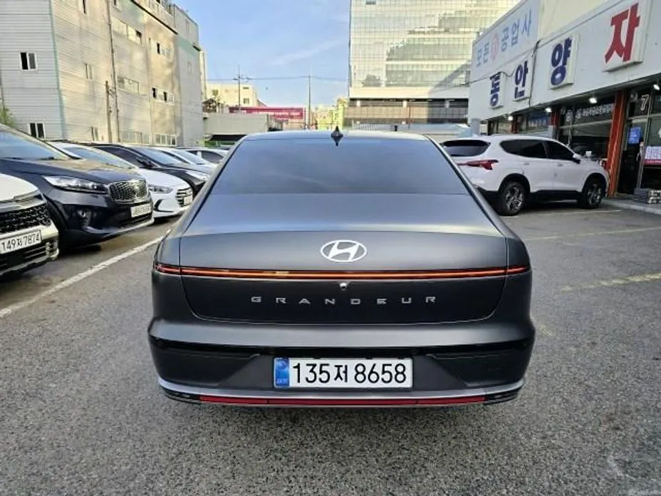 Hyundai Grandeur 2023 из KR, фото 6