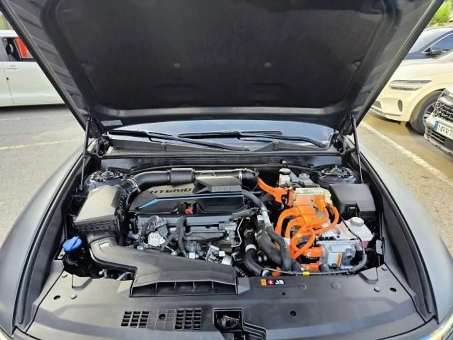 Hyundai Grandeur 2023 из KR, фото 8