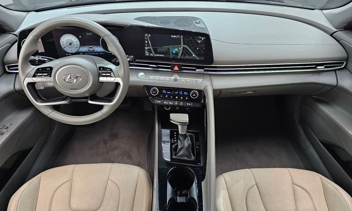 Hyundai AVANTE — фото 4
